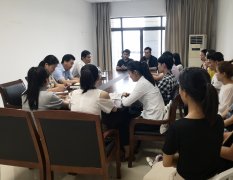 关于召开2019届毕业生座谈会